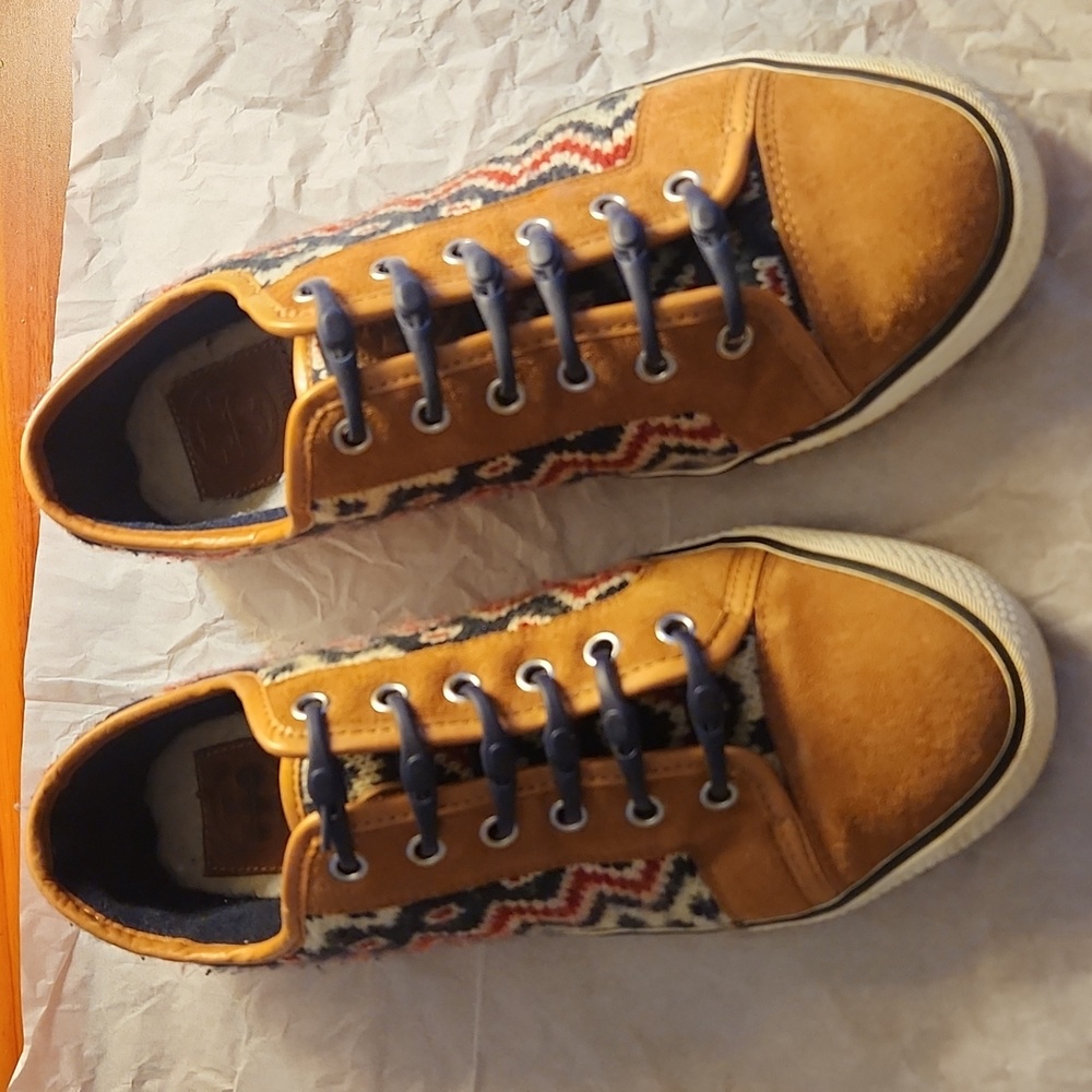 Tory Burch Leather & Sweater Design Sheepskin Footbeds Sneakers 9.5 Like  New